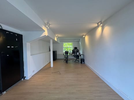 View photos