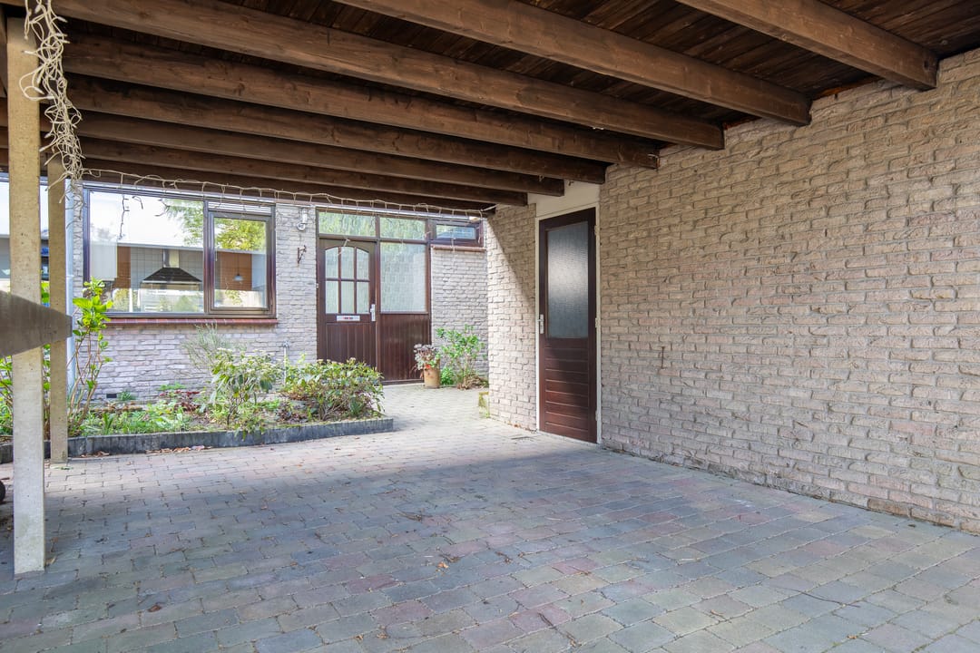 Photo 38 of Maanhof 16