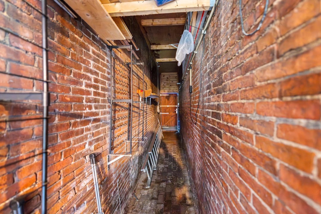 Photo 23 of Willemstraat 5