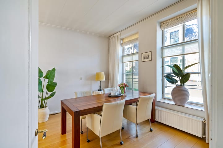 Hoekwoning te koop: Willemstraat 5, Groningen