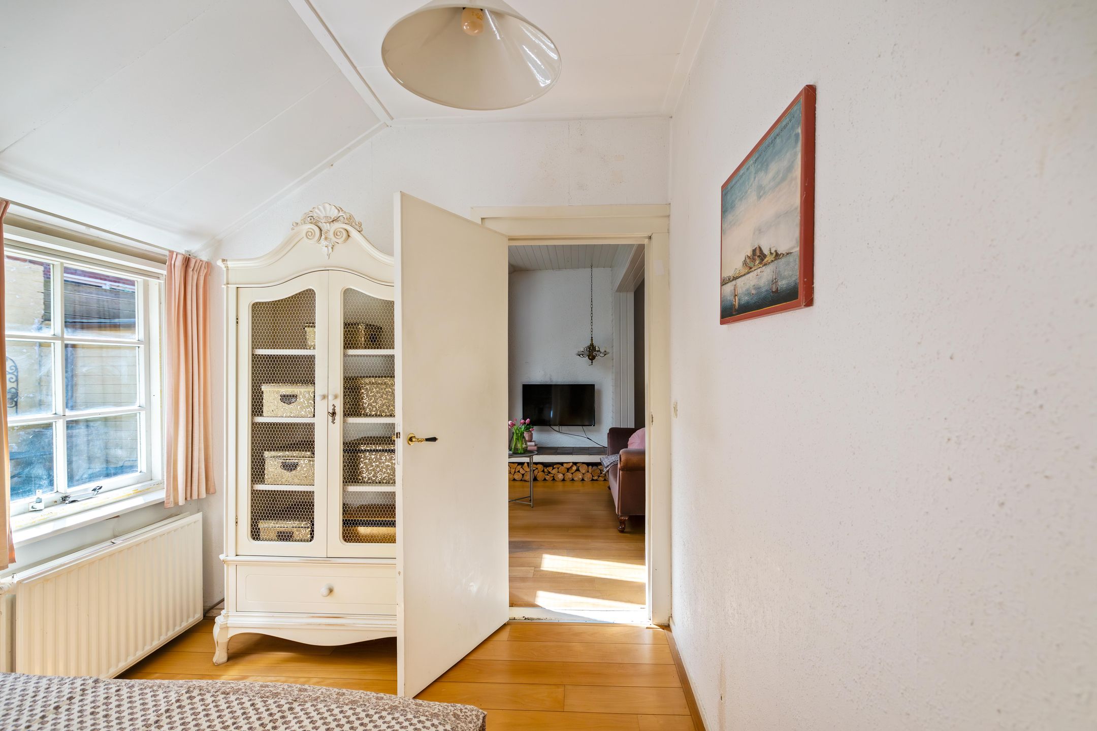 Photo 18 of Willemstraat 5