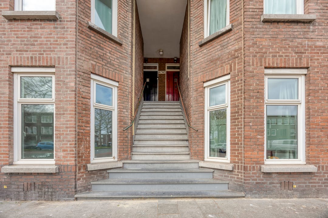 Photo 17 of Zuiderparklaan 469