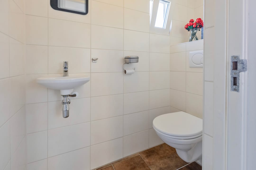 Photo 13 of Van Hogendorpstraat 43