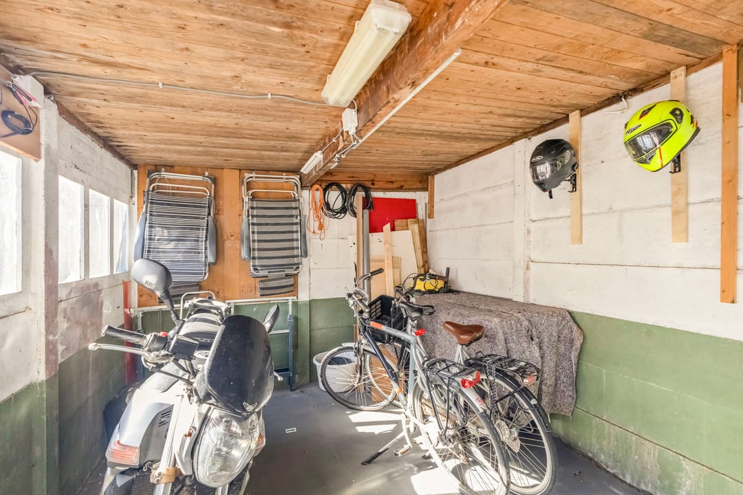 Photo 17 of Van Hogendorpstraat 43