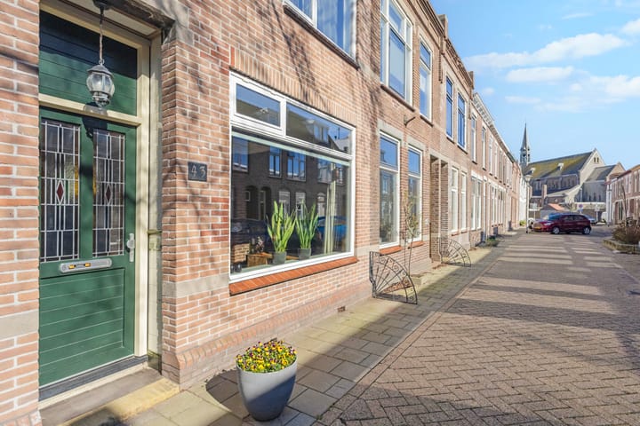 Foto 5 van Van Hogendorpstraat 43