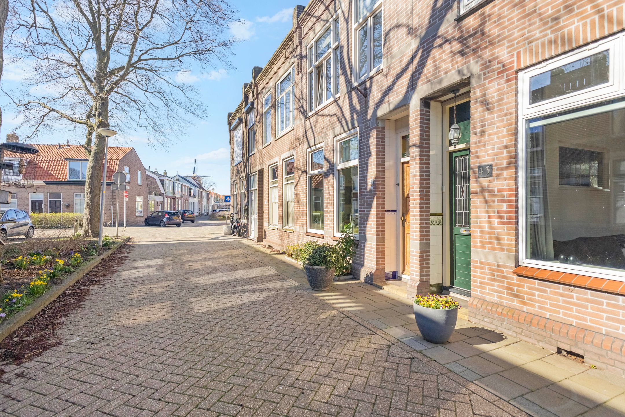 Photo 6 of Van Hogendorpstraat 43