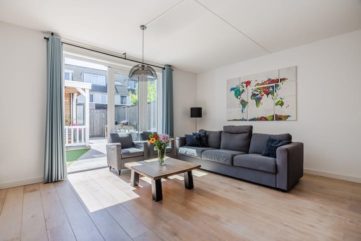 Photo 2 of Pindosstraat 16