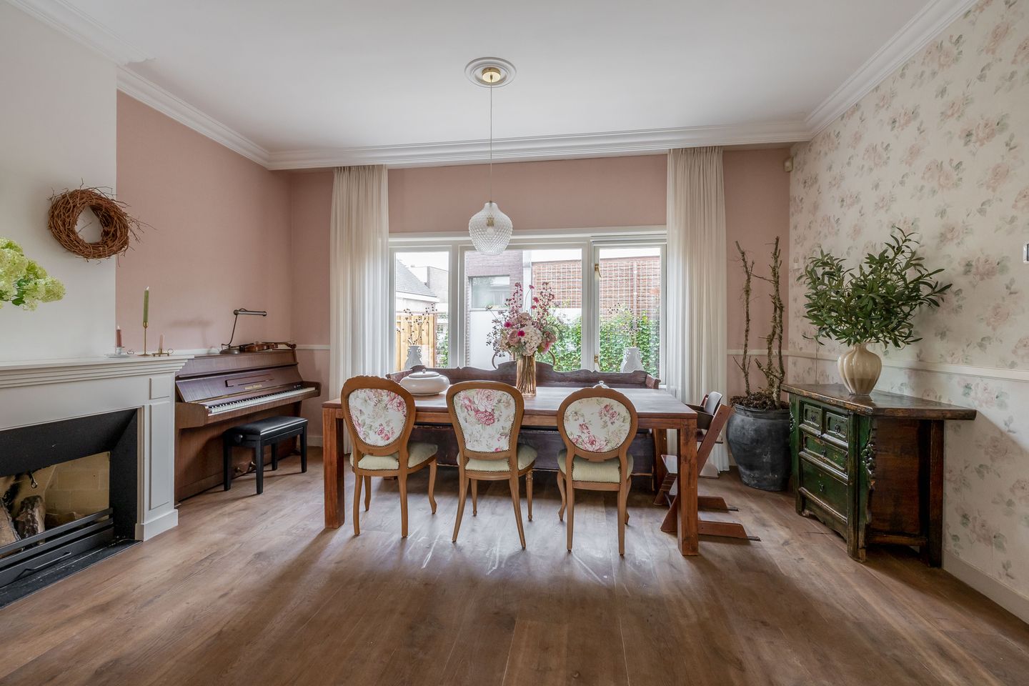 Photo 10 of Dorpsstraat 71