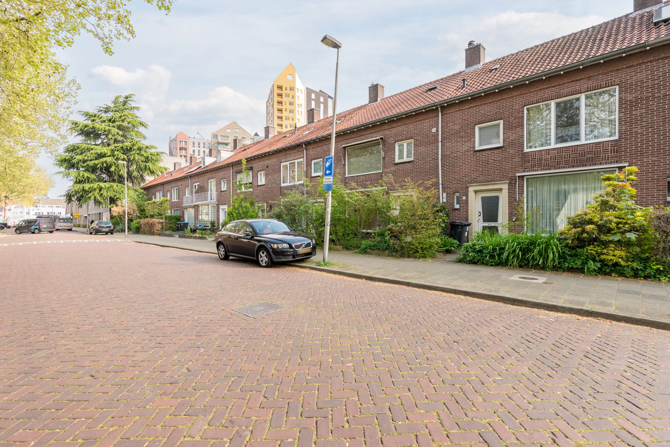 Johannes van der Waalsweg 29 
