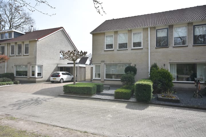 Photo 2 of Van der Ploegstrjitte 34