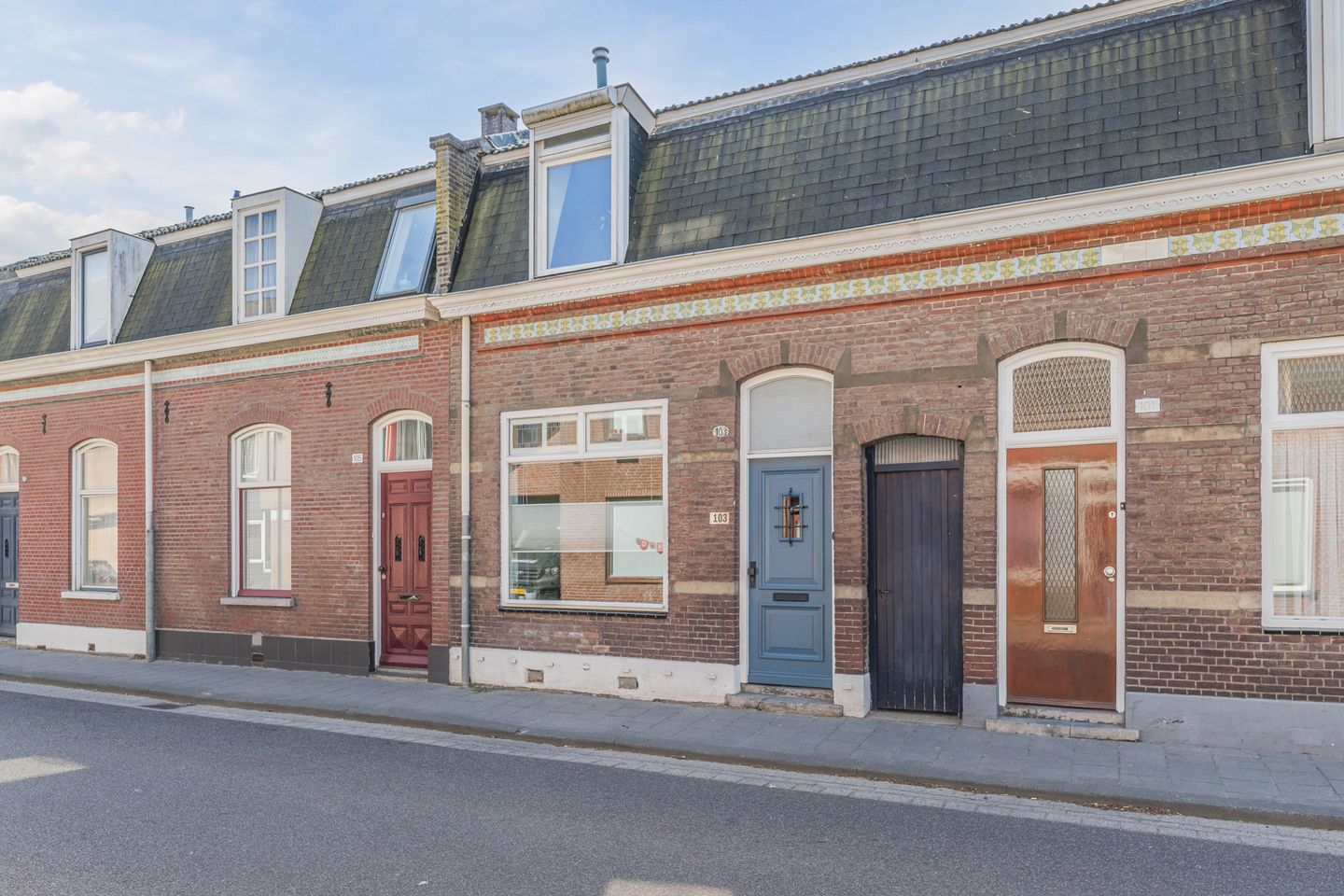 Photo 40 of Hoefstraat 103