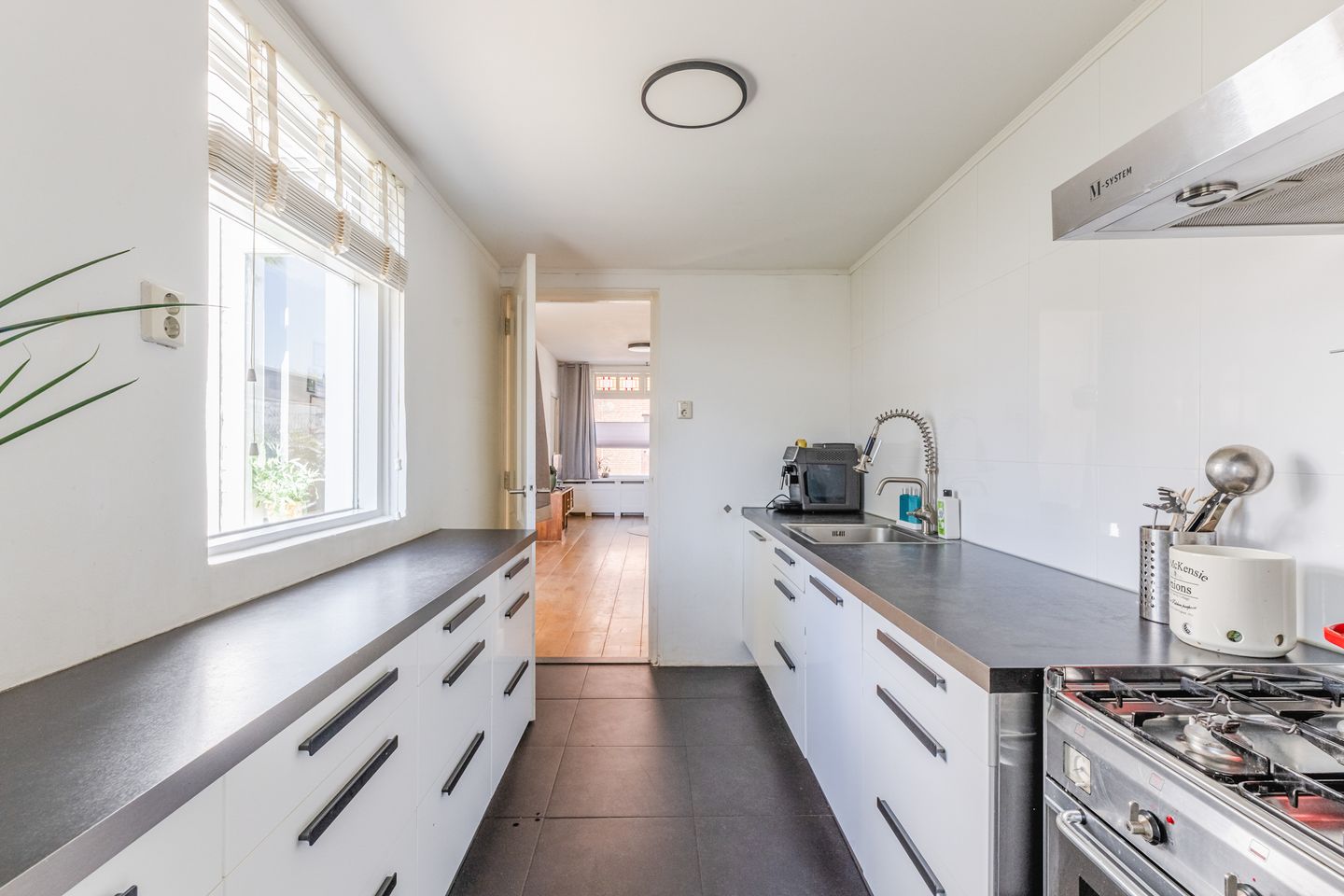 Photo 14 of Hoefstraat 103