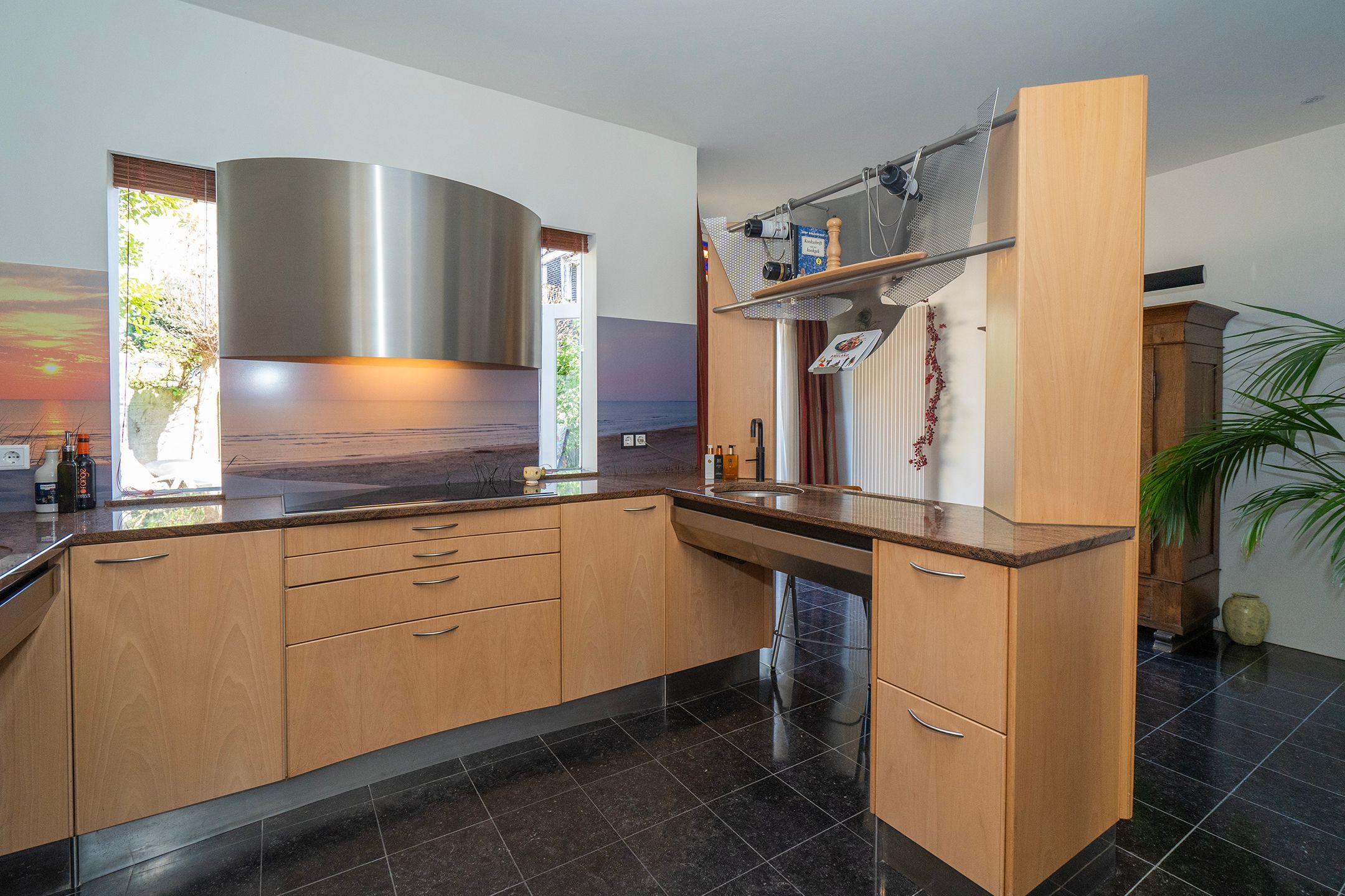 Photo 36 of Gerard van Swietenstraat 75