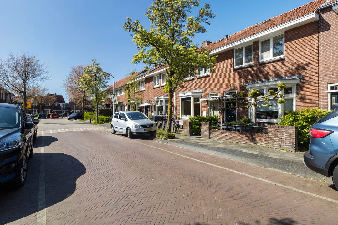 Photo 37 of Gerard Doustraat 32