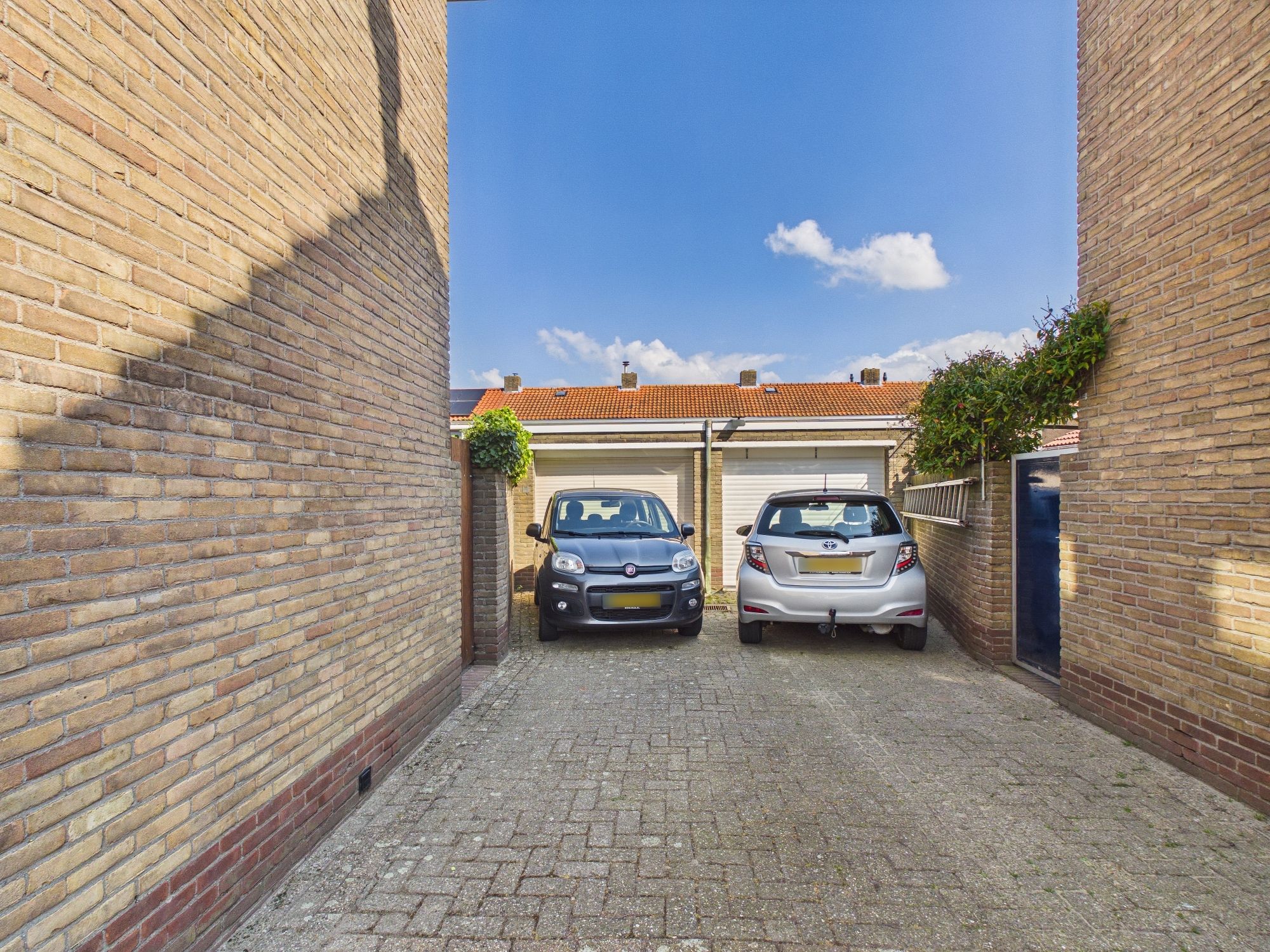 Photo 42 of Johannes Vermeerstraat 10