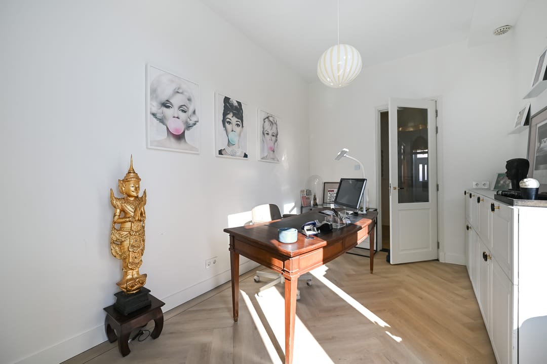 Renovated Ground-Floor Apartment with Garden in Statenkwartier — 23