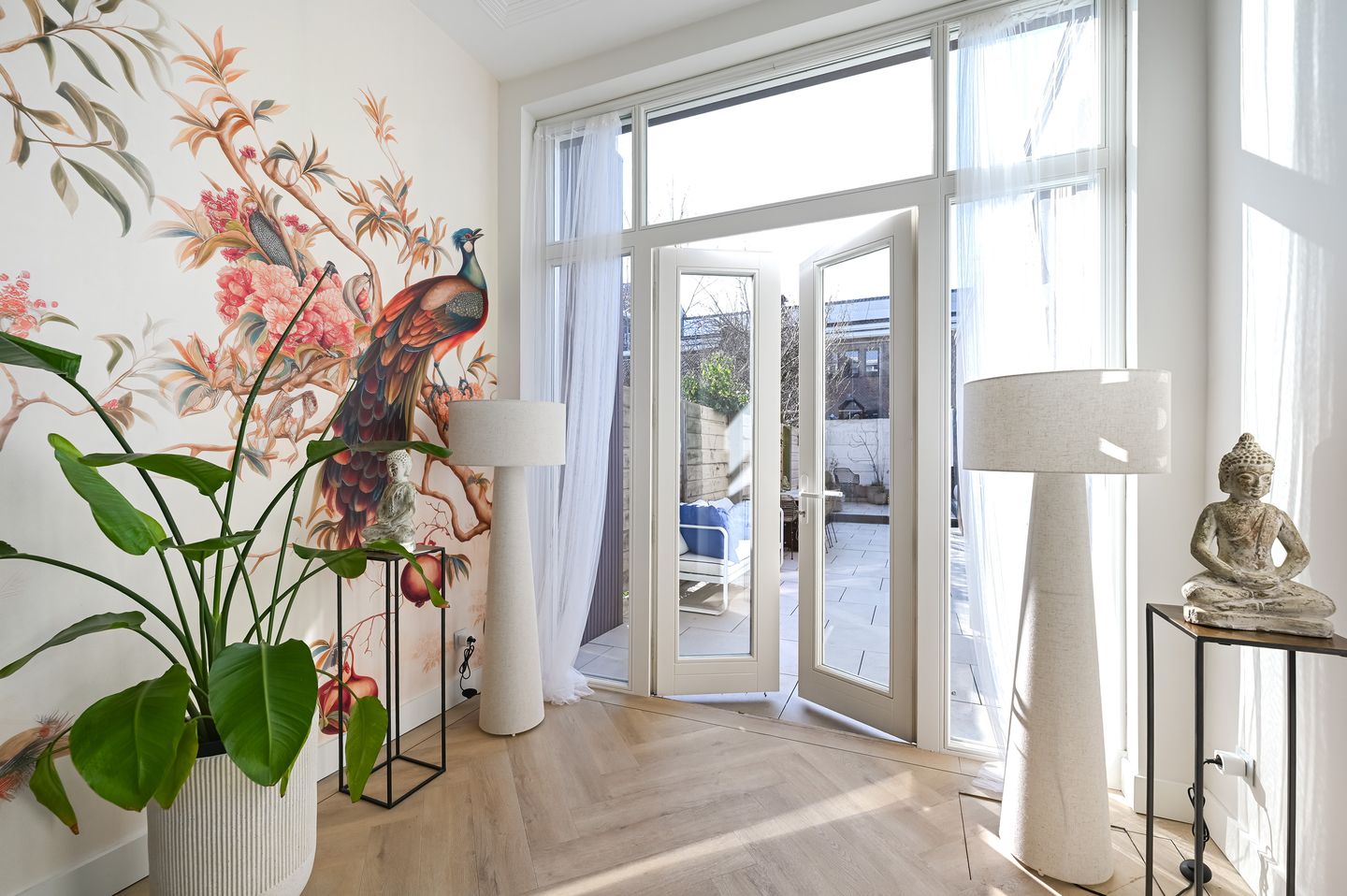 Renovated Ground-Floor Apartment with Garden in Statenkwartier — 20