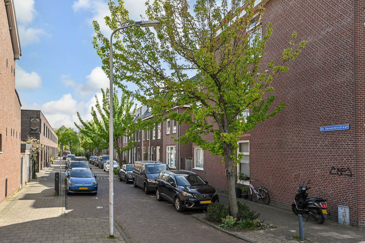 Foto 5 van De Genestetstraat 1