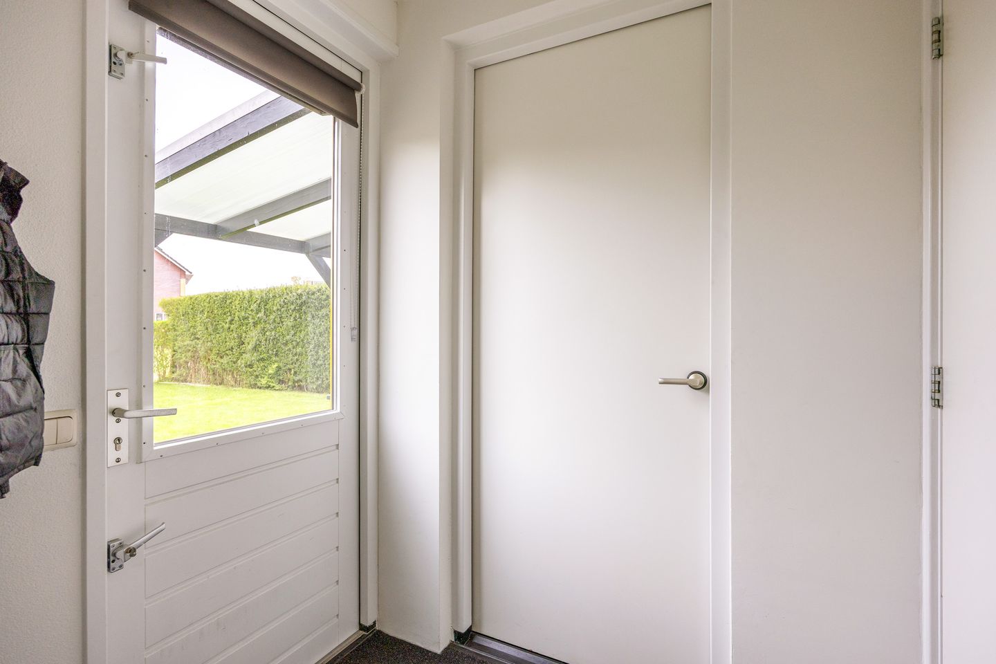 Spacious Semi-Detached Home with Five Bedrooms and Garden in Uithuizermeeden — 29