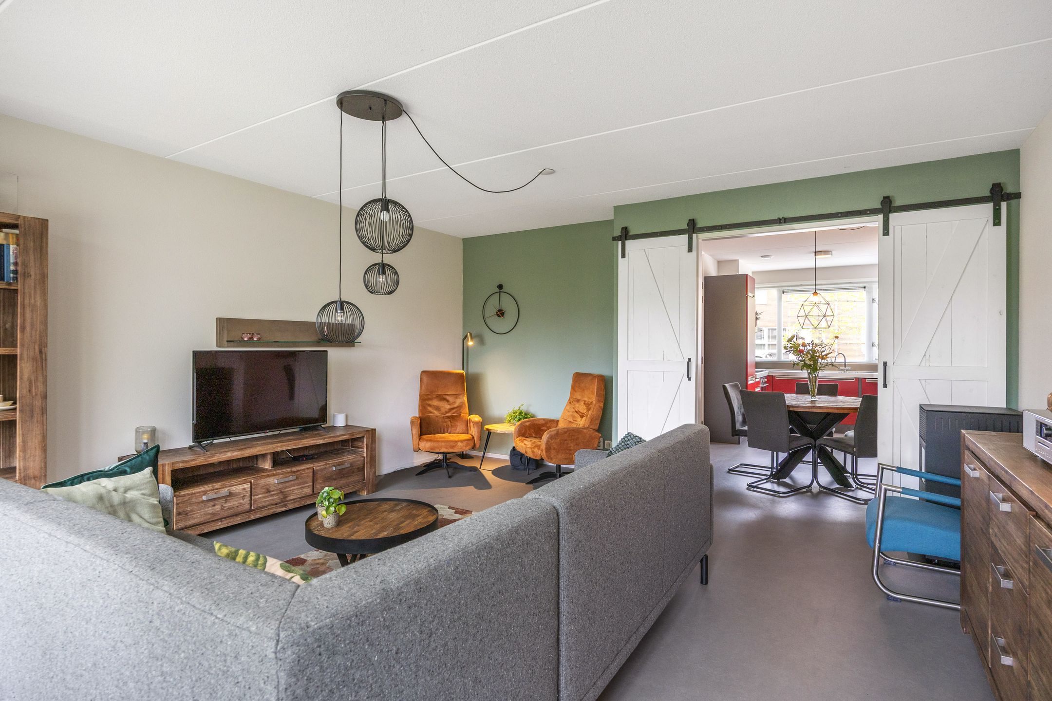 Spacious Semi-Detached Home with Five Bedrooms and Garden in Uithuizermeeden — 24