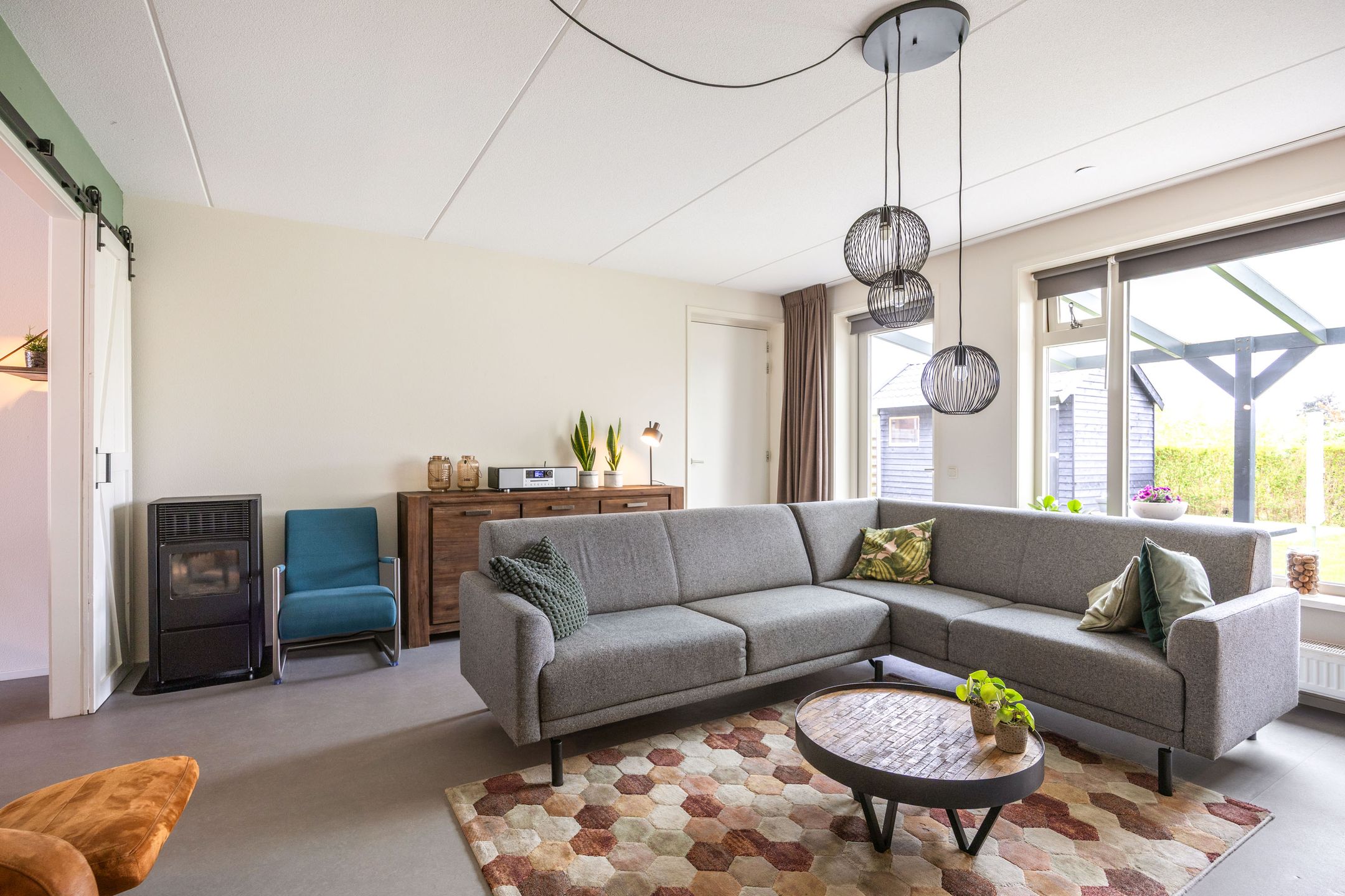 Spacious Semi-Detached Home with Five Bedrooms and Garden in Uithuizermeeden — 21