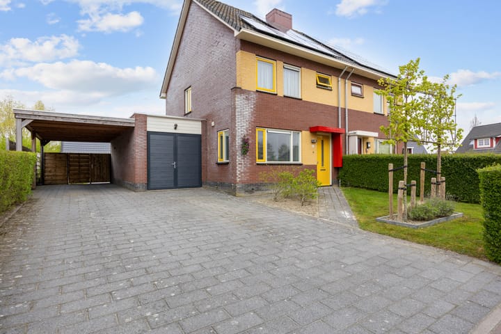 Photo 5 of Esdoornstraat 31