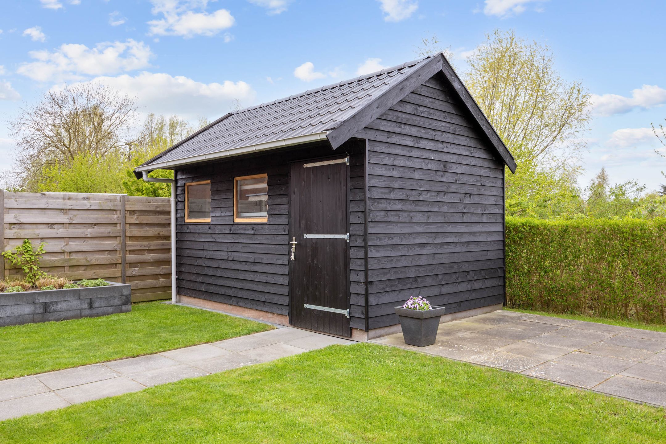 Spacious Semi-Detached Home with Five Bedrooms and Garden in Uithuizermeeden — 51