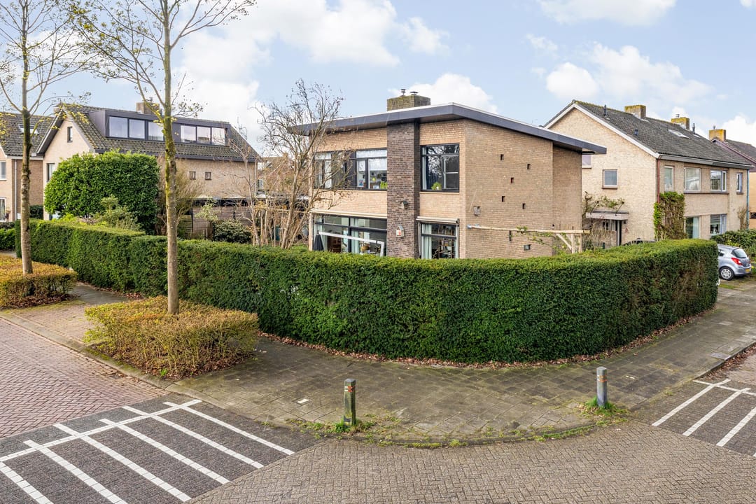 Photo 76 of Mgr. Van Hooijdonkstraat 1