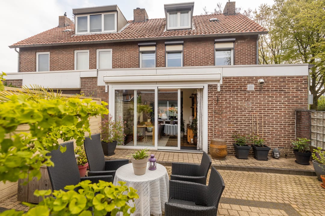 Foto 41 van Nassaustraat 1