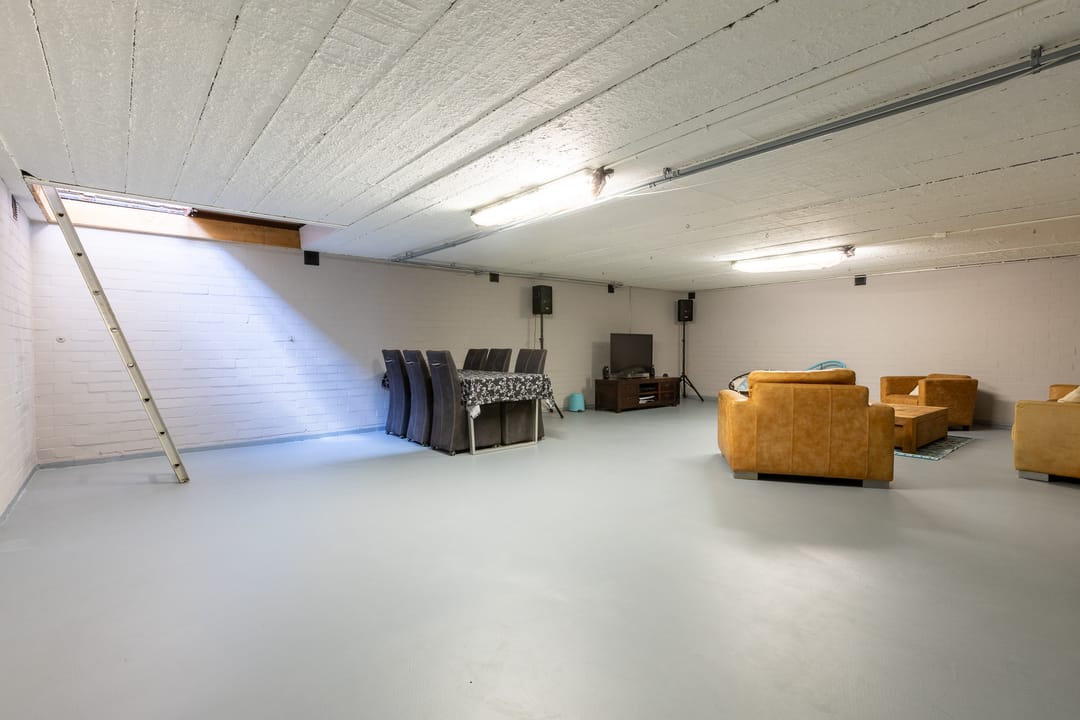 Detached Villa with Swimming Pool and Double Garage in Bergen op Zoom — 41