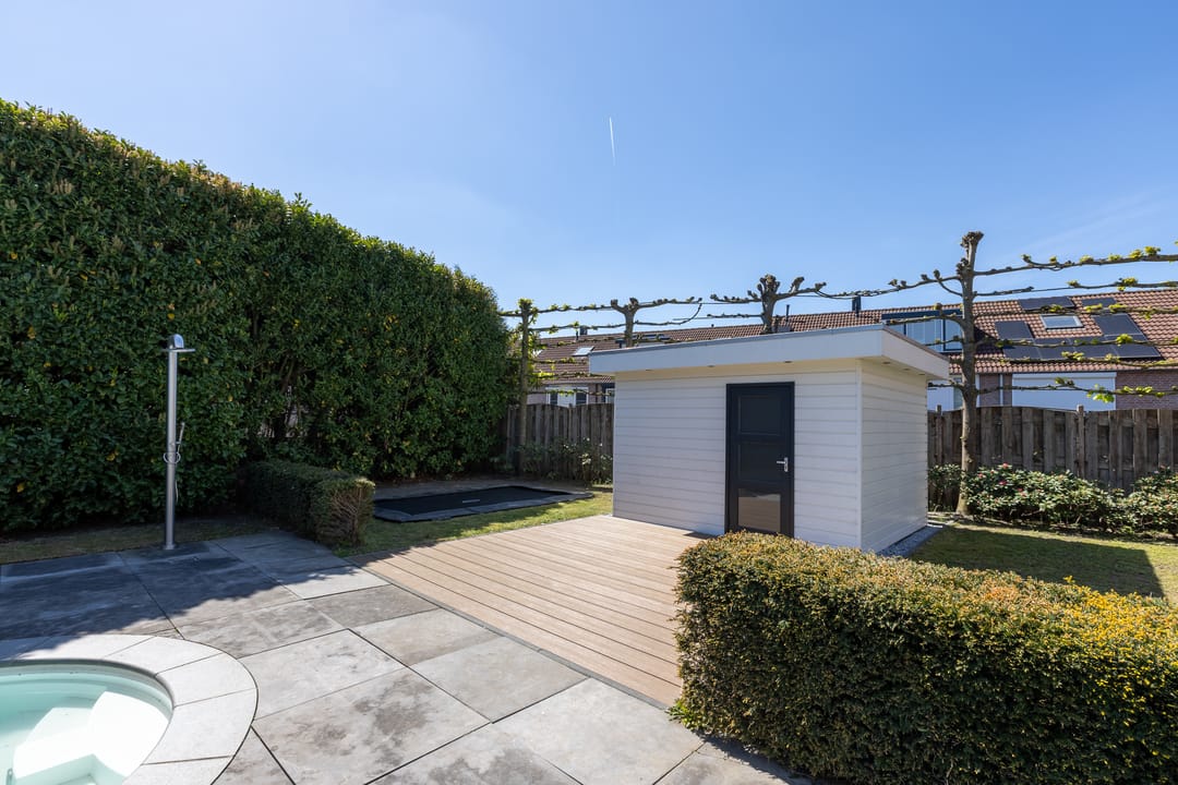 Detached Villa with Swimming Pool and Double Garage in Bergen op Zoom — 46