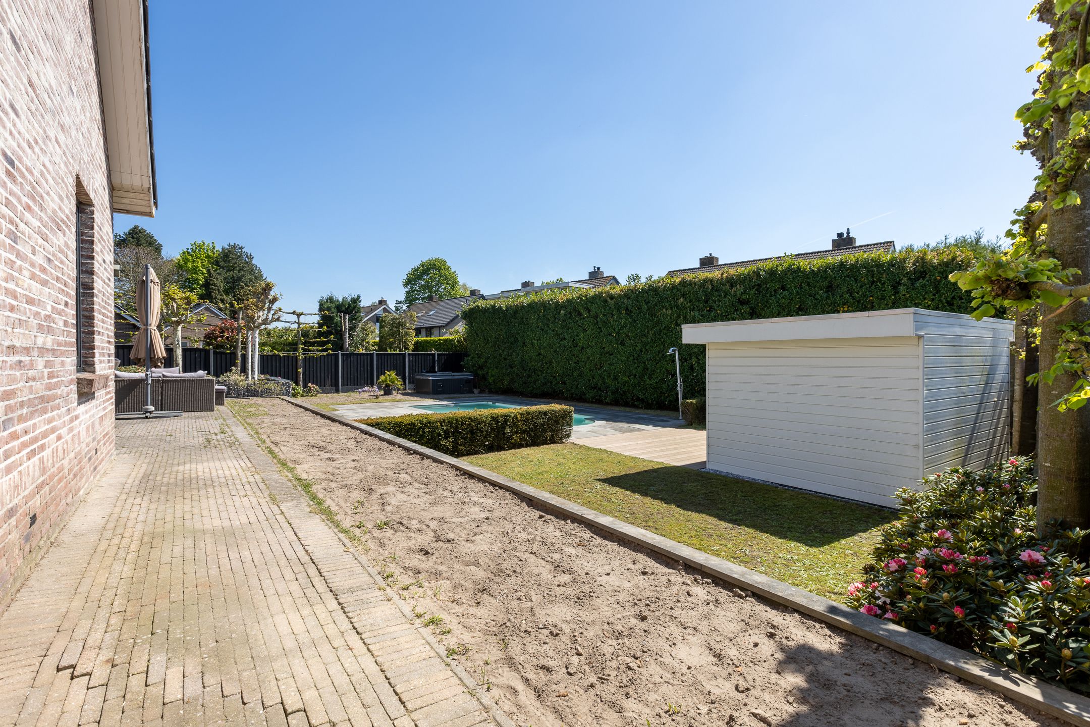 Detached Villa with Swimming Pool and Double Garage in Bergen op Zoom — 48