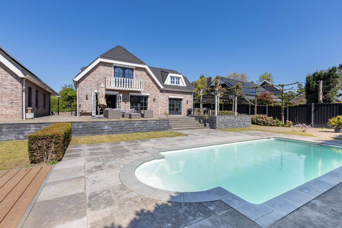 Detached Villa with Swimming Pool and Double Garage in Bergen op Zoom — 44