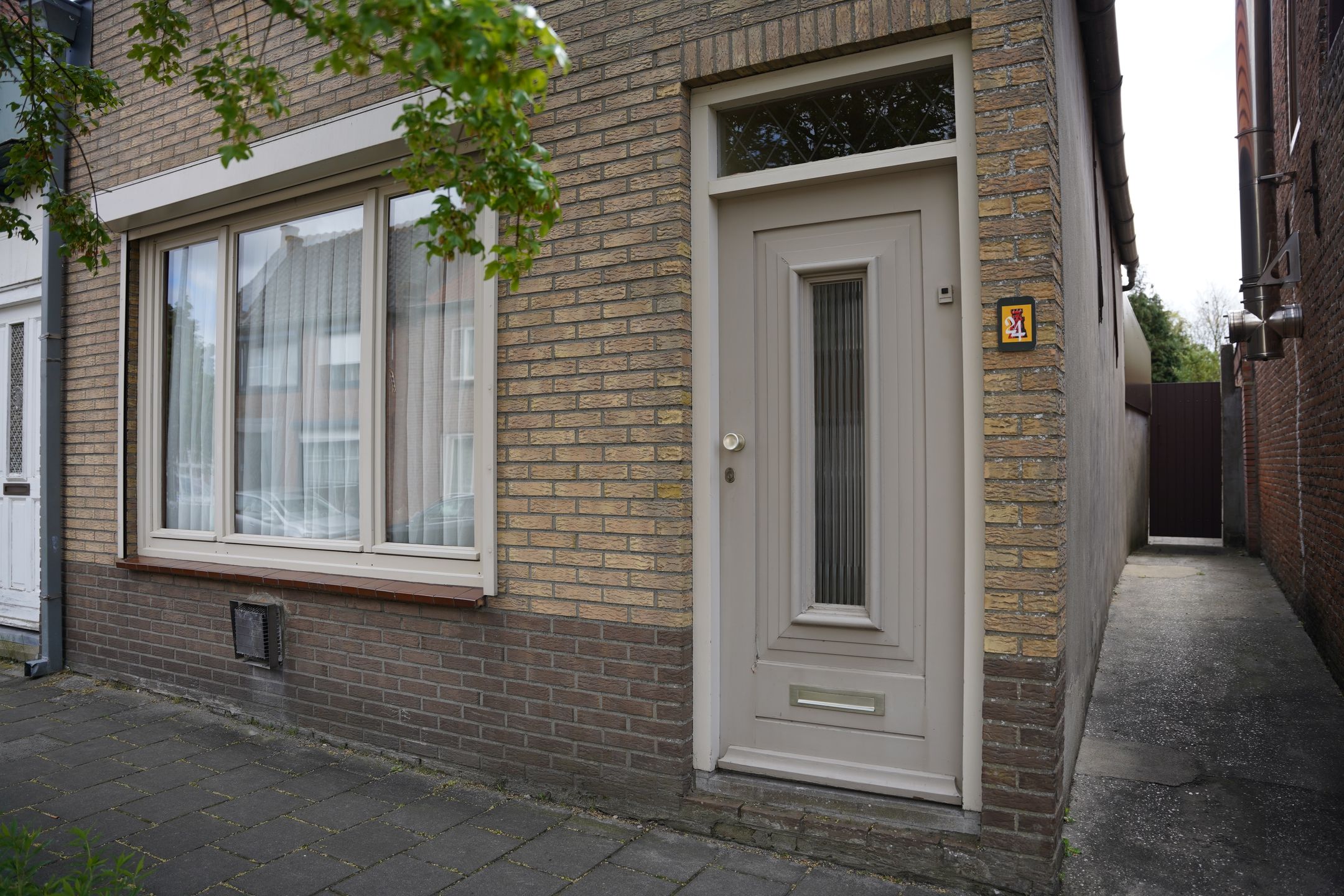 Photo 39 of Landstraat 24