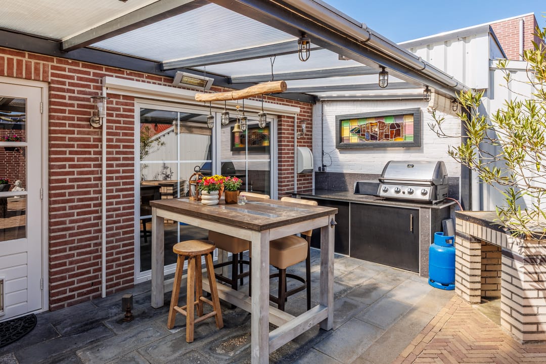 Charming Terraced House Near Gennep Center with Spacious Garage — 37