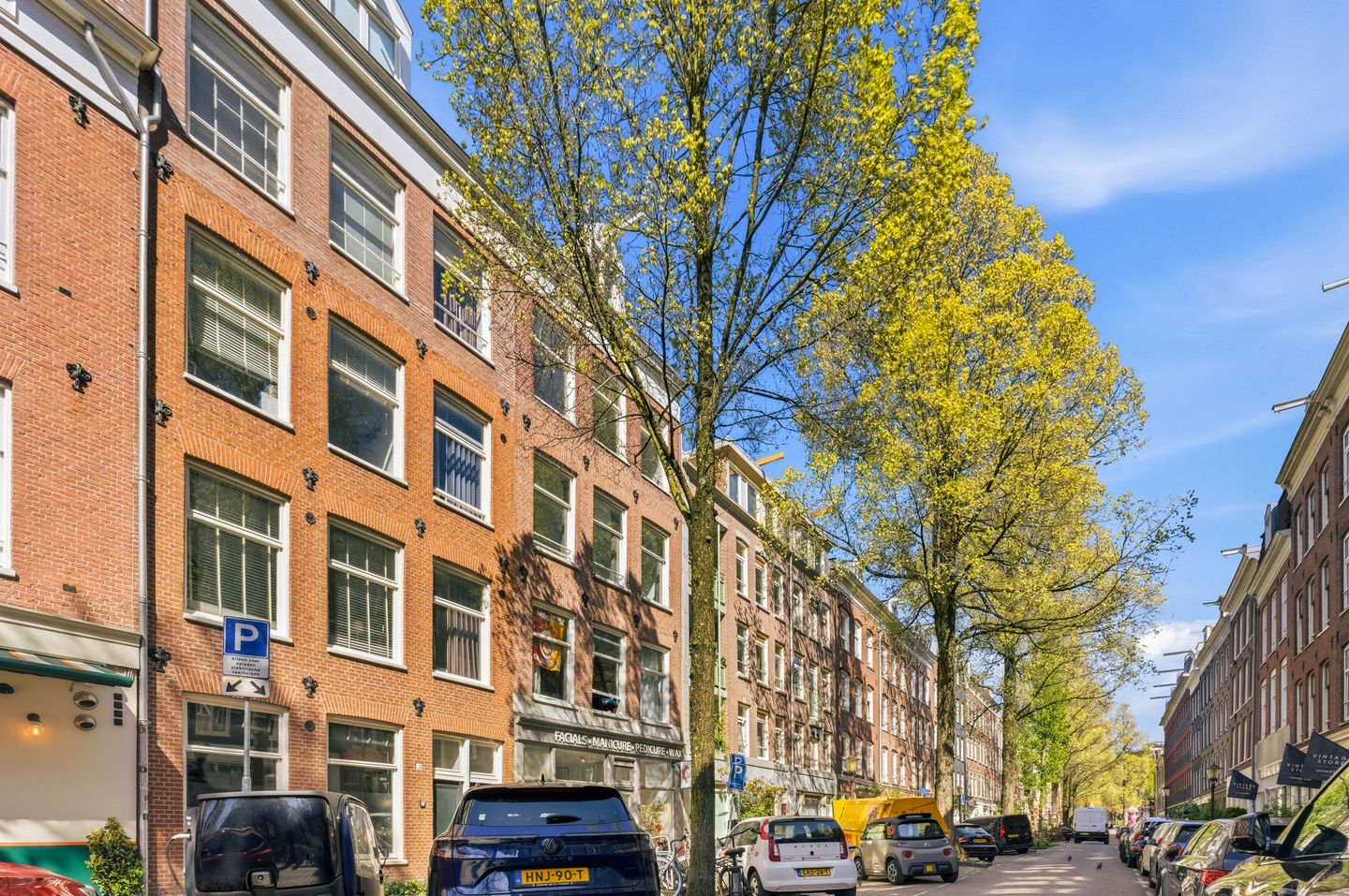 Photo 19 of Daniël Stalpertstraat 77-2