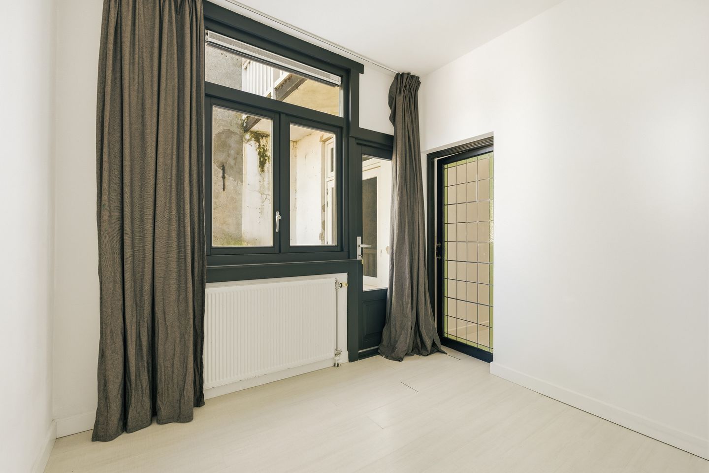 Photo 10 of Daniël Stalpertstraat 77-2
