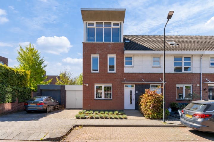 Korenveld 9
