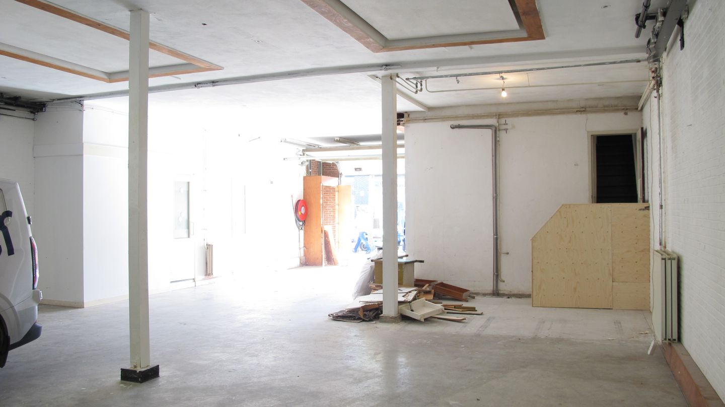 View photo 2 of Van Slingelandtstraat 5-7