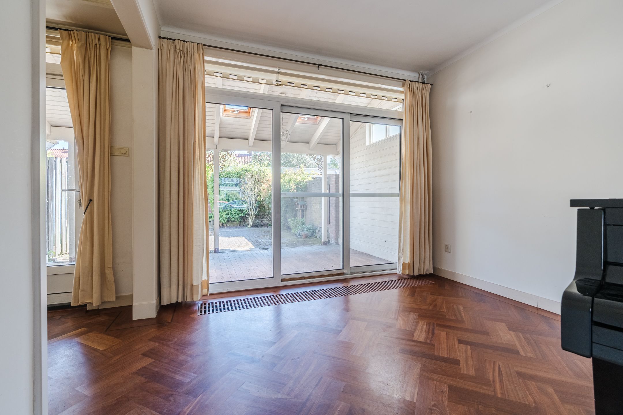 Spacious 1930s Terraced Home with Garden in Eindhoven — 15