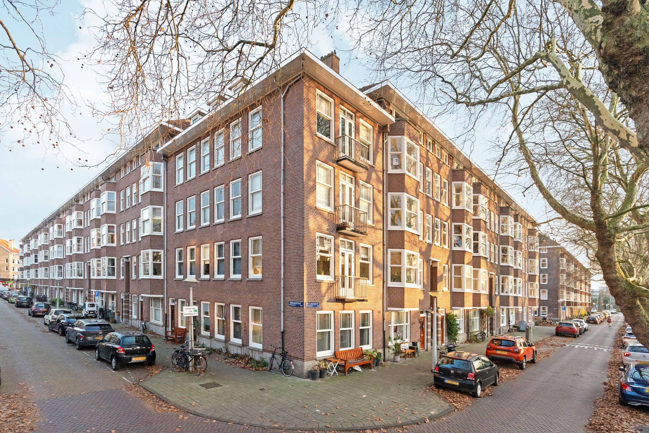 Renovatable Apartment with Water View in Hoofddorppleinbuurt — 24