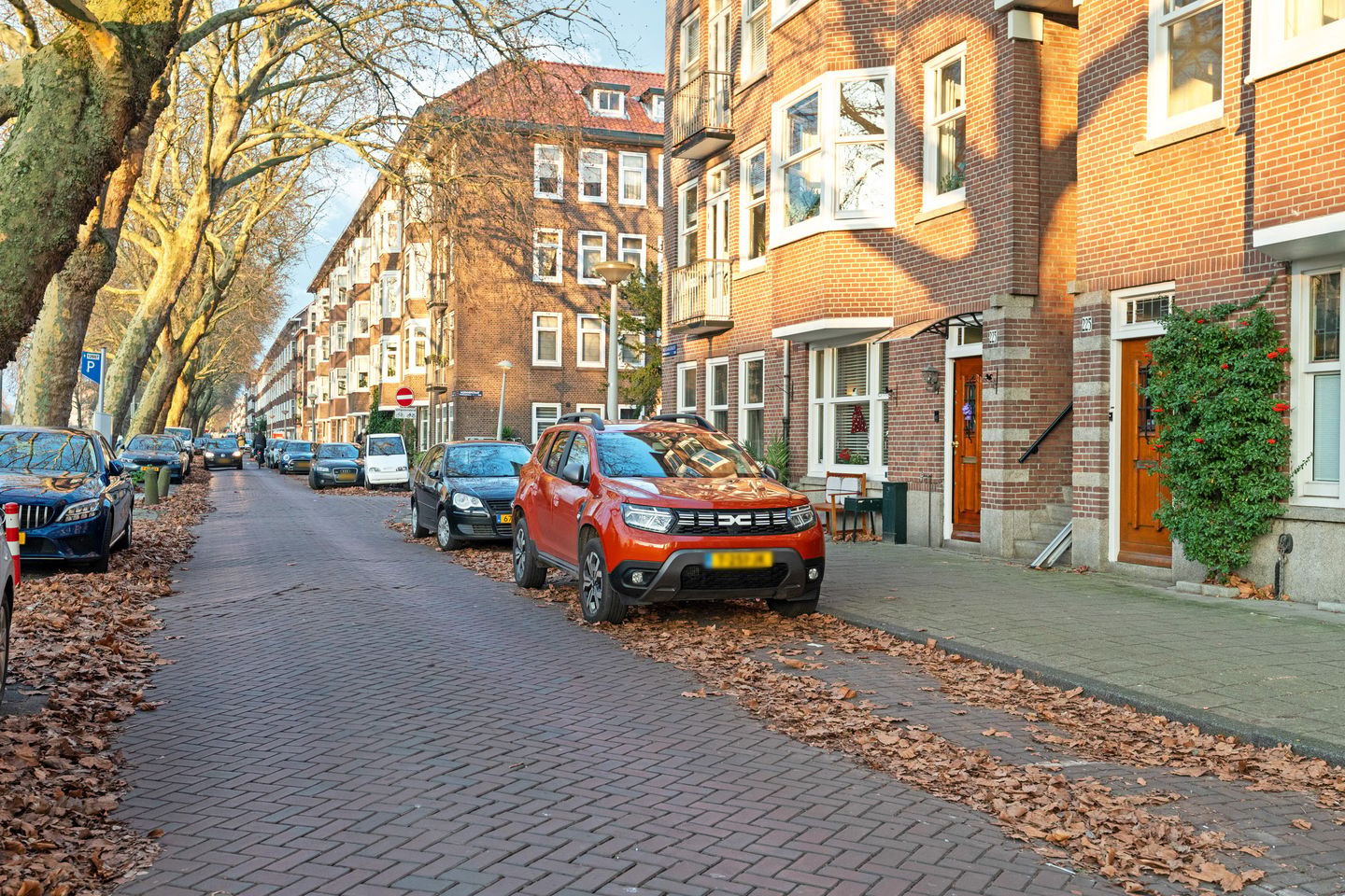 Renovatable Apartment with Water View in Hoofddorppleinbuurt — 25