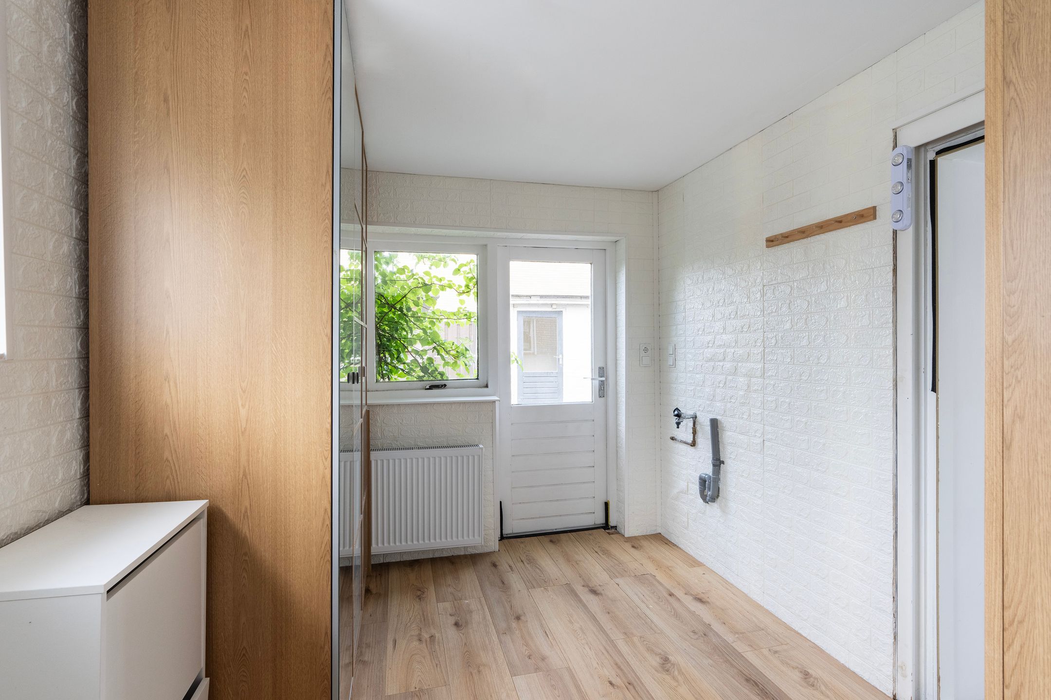 Photo 18 of Dokter Renesstraat 34