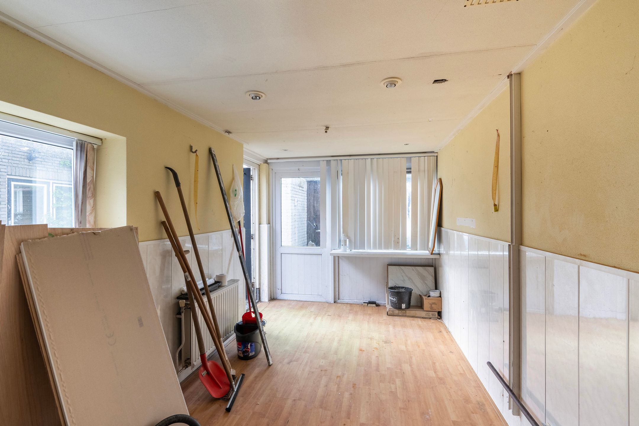 Photo 39 of Dokter Renesstraat 34