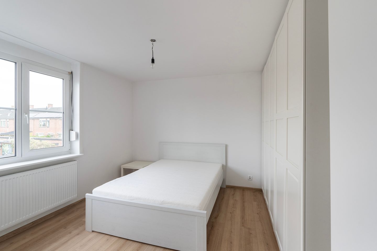 Photo 25 of Dokter Renesstraat 34