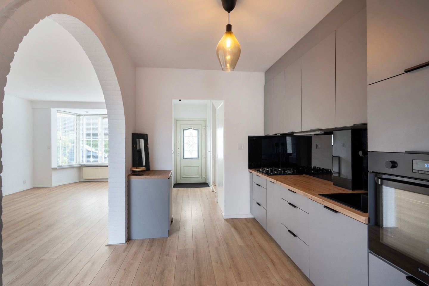 Photo 14 of Dokter Renesstraat 34