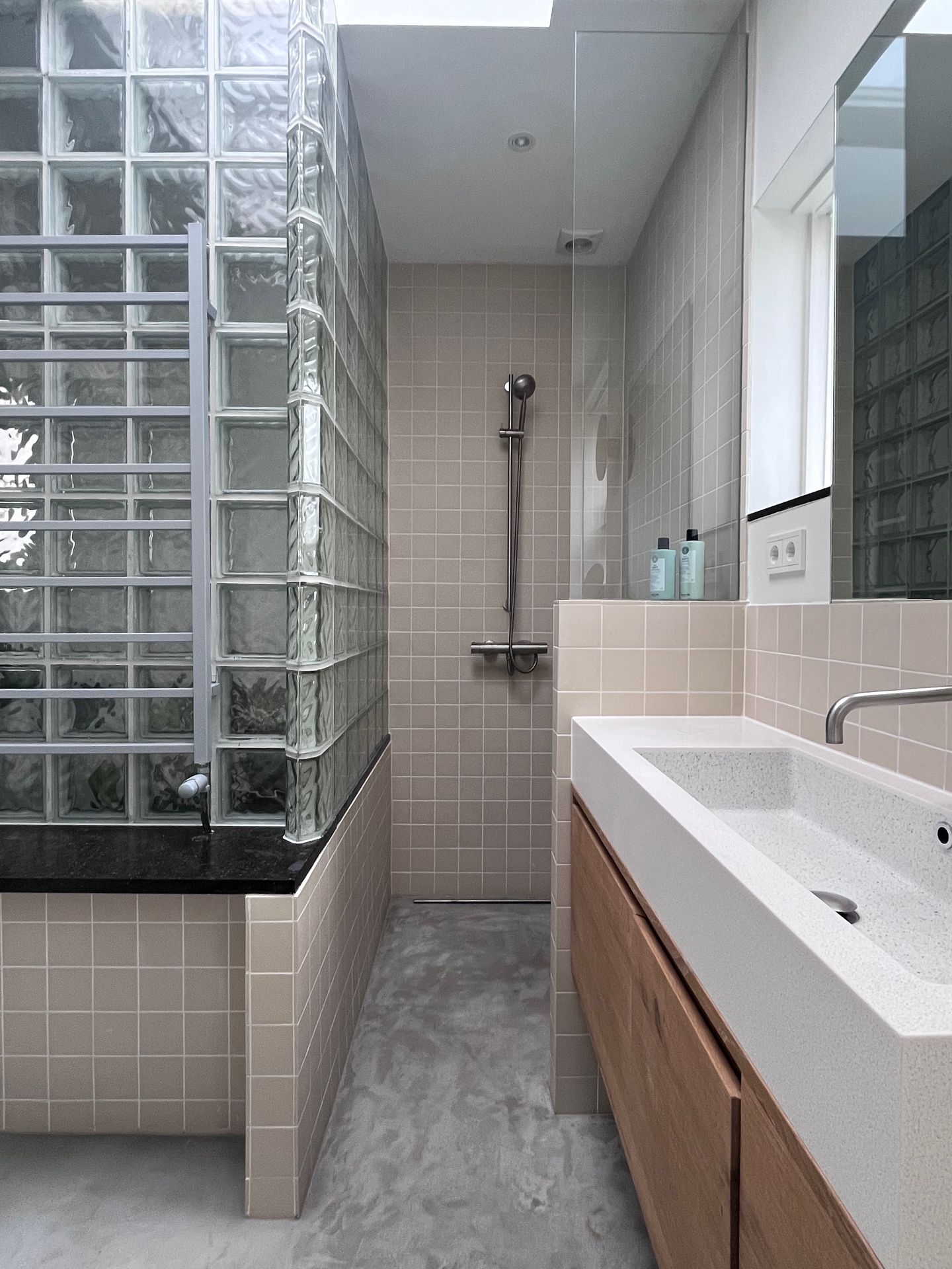 Photo 29 of Obrechtstraat 139