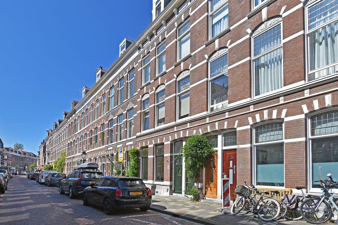 Photo 1 of Obrechtstraat 139