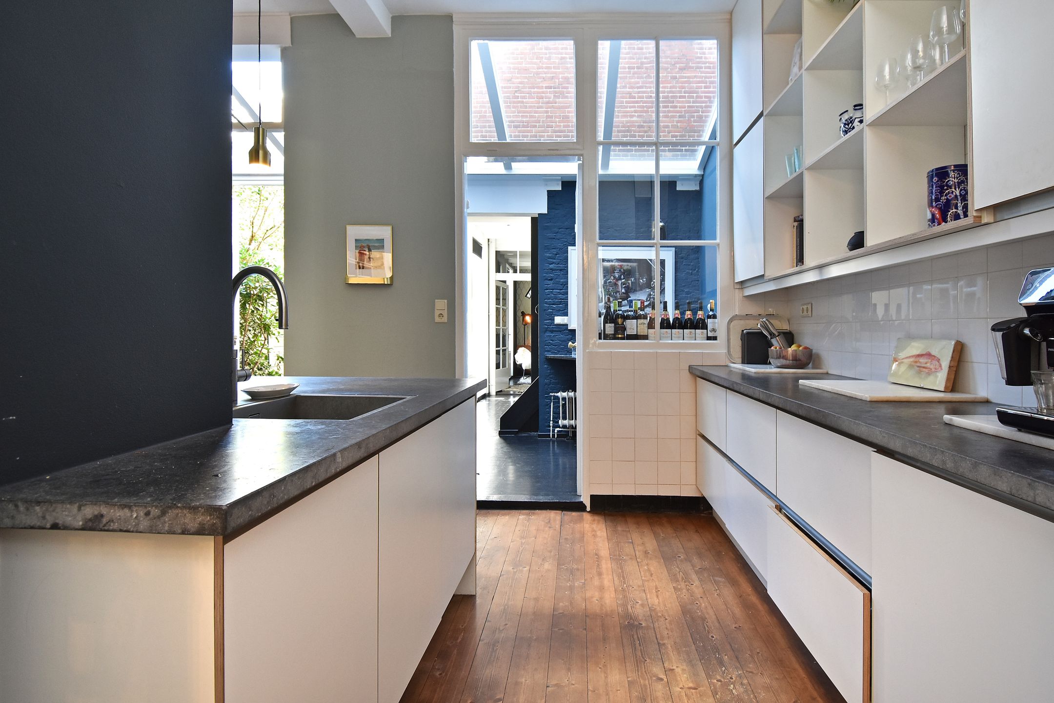 Photo 15 of Obrechtstraat 139