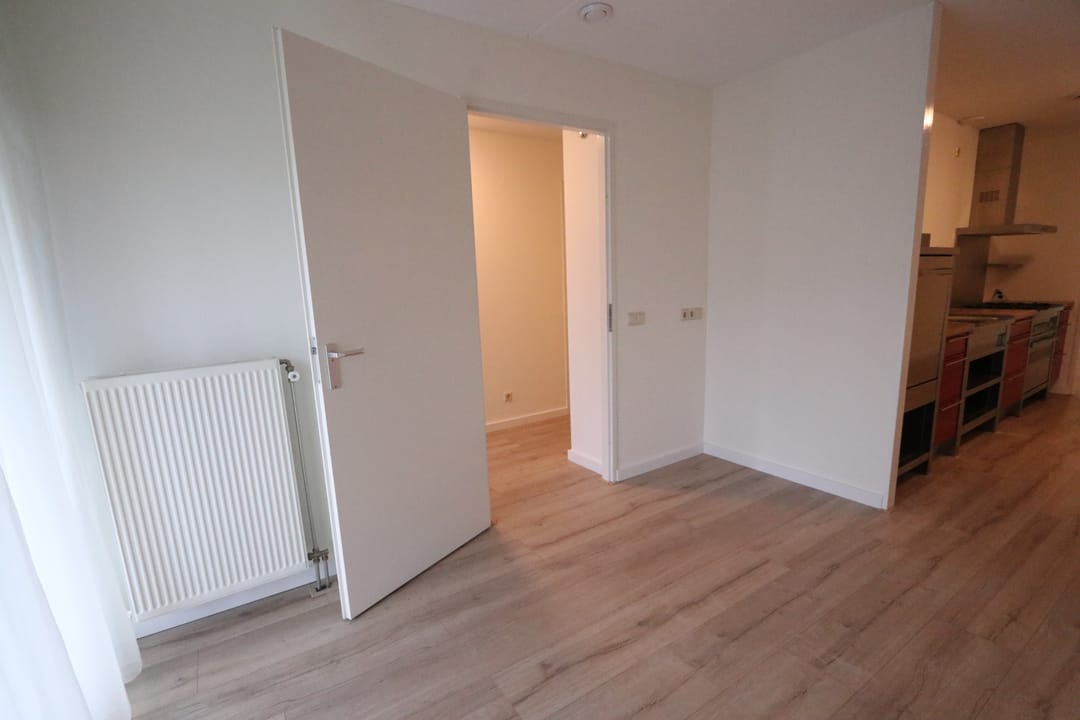 Photo 11 of Loudonstraat 80